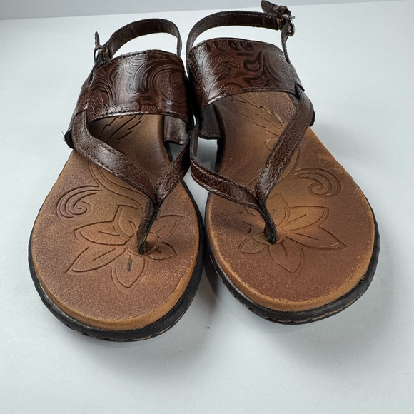 BOC Brown Slingback thong flat summer sandal size 7 - Picture 2 of 7